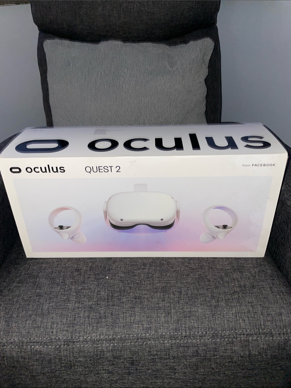 Oculus Quest 2 VR Headset with 2 Controllers